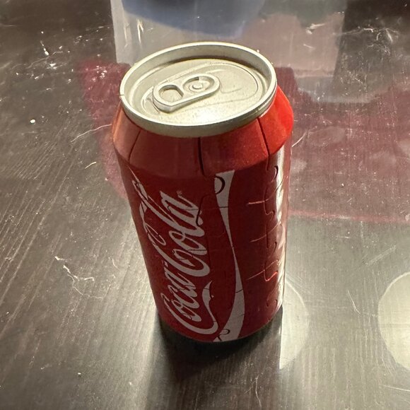 Coca-Cola Can 3D Puzzle – Collectible Edition - Picture 2 of 3